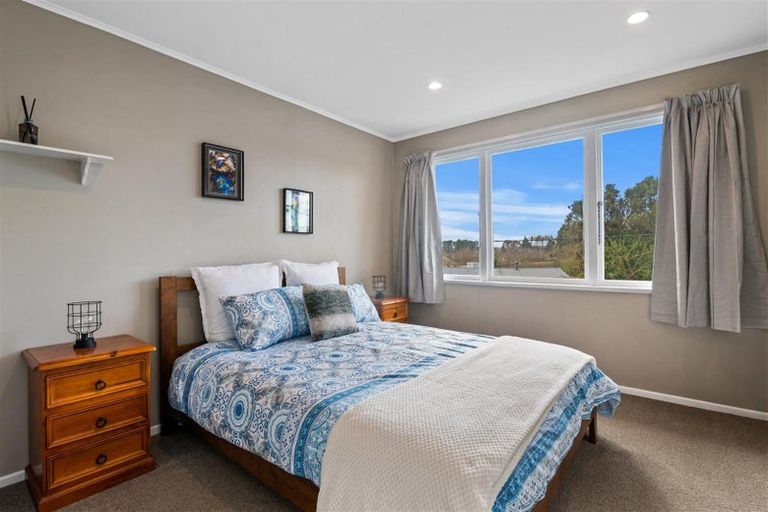 Photo of property in 94 Mount View Drive, Mangakakahi, Rotorua, 3015