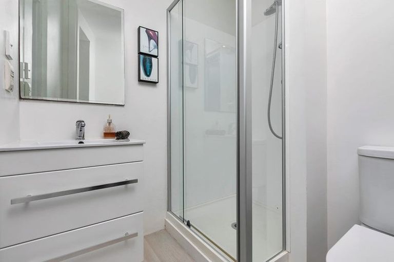 Photo of property in 3/34 Waiwera Place, Waiwera, Orewa, 0994