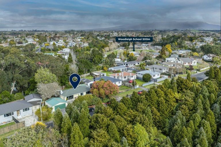 Photo of property in 203 Frankley Road, Frankleigh Park, New Plymouth, 4310