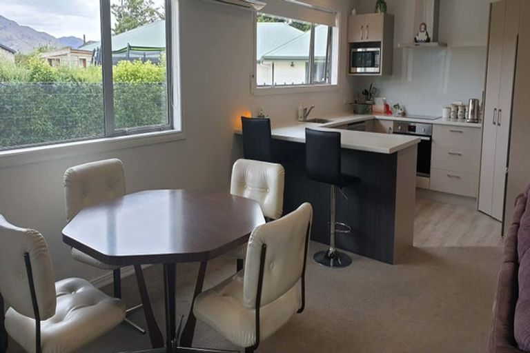 Photo of property in 50 Freyberg Avenue, Kurow, 9435