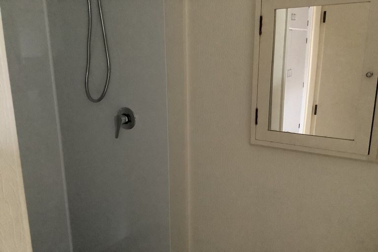 Photo of property in 1-27/21 Te Aroha Street, Hamilton East, Hamilton, 3216