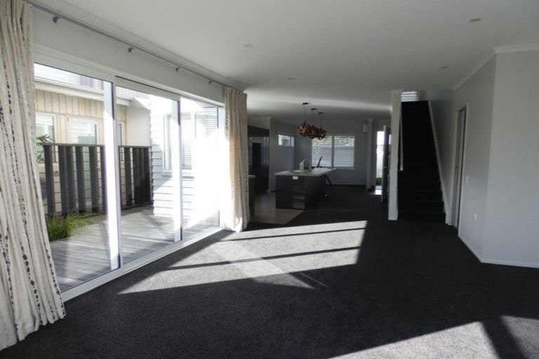 Photo of property in 9 Liquidambar Drive, Hobsonville, Auckland, 0616