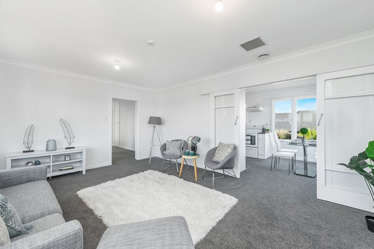 Photo of property in 25 Young Street, Morrinsville, 3300