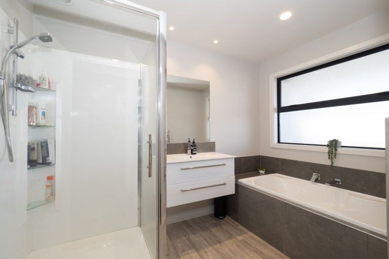 Photo of property in 93a Mcmurdo Street, Tinwald, Ashburton, 7700