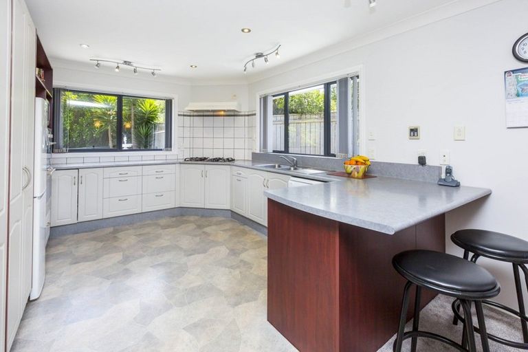 Photo of property in 20 Ormrod Grove, Riverstone Terraces, Upper Hutt, 5018