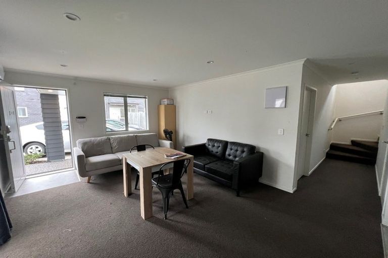 Photo of property in 2/9 Hibiscus Avenue, Hamilton Lake, Hamilton, 3204