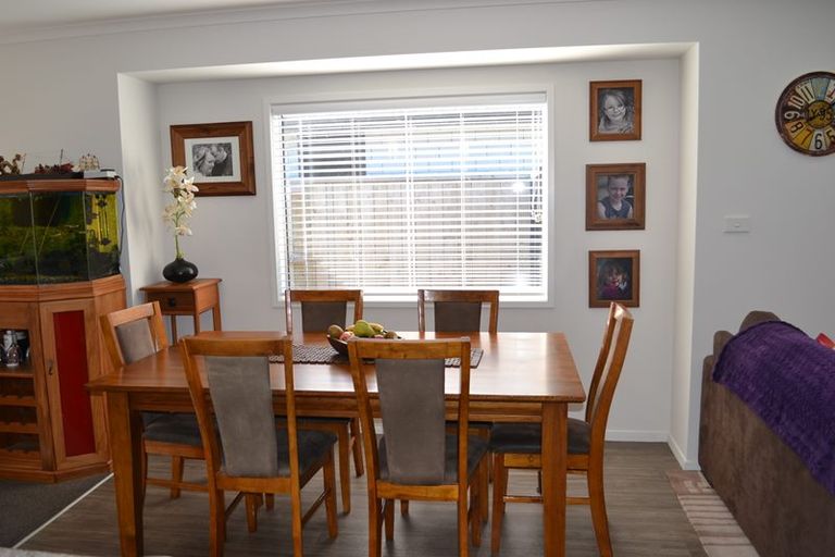 Photo of property in 22 Kamahi Crescent, Papamoa Beach, Papamoa, 3118