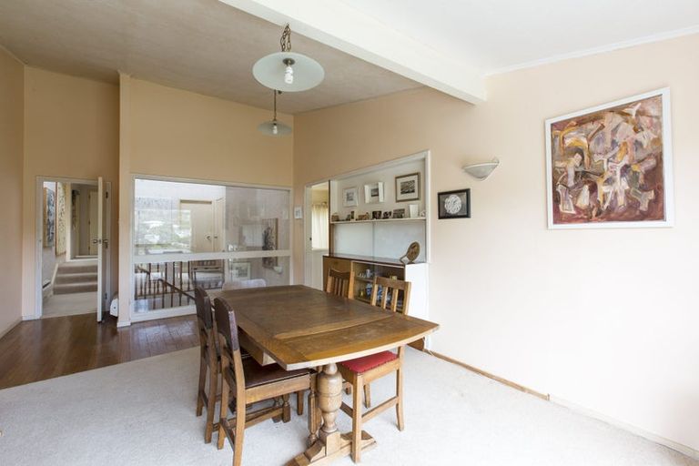 Photo of property in 209 Houghton Bay Road, Houghton Bay, Wellington, 6023