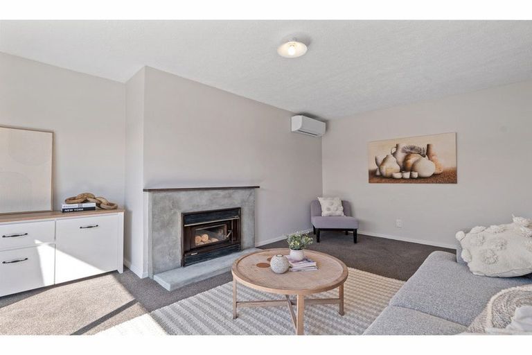 Photo of property in 18 Horton Place, Avondale, Christchurch, 8061