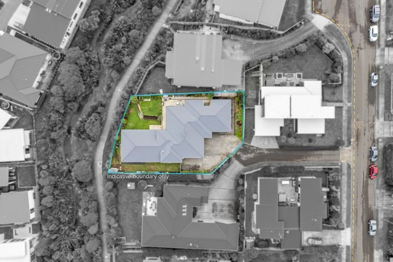 Photo of property in 21 Flotilla Place, Whitby, Porirua, 5024