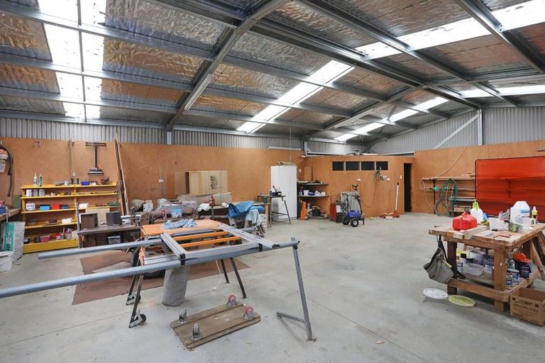 Photo of property in 235 Watershed Road, Bunnythorpe, Palmerston North, 4470