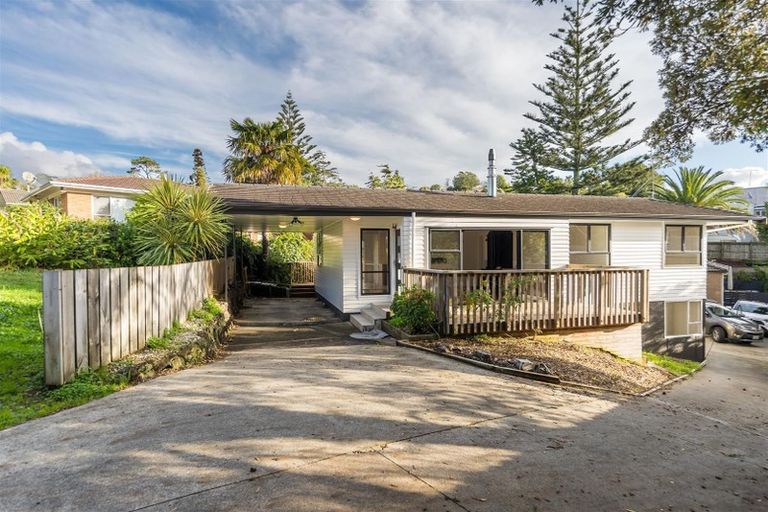 Photo of property in 40 Acacia Road, Torbay, Auckland, 0632