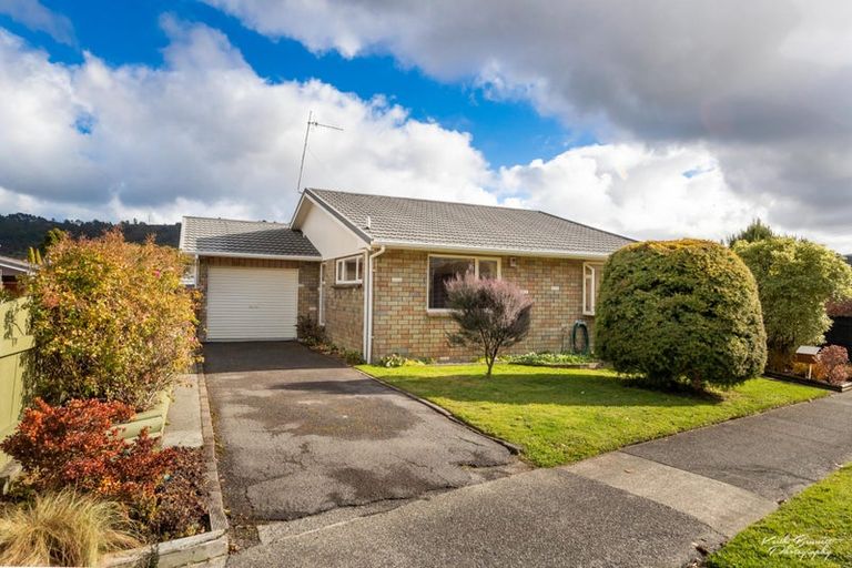 Photo of property in 1/34 Montgomery Street, Stokes Valley, Lower Hutt, 5019