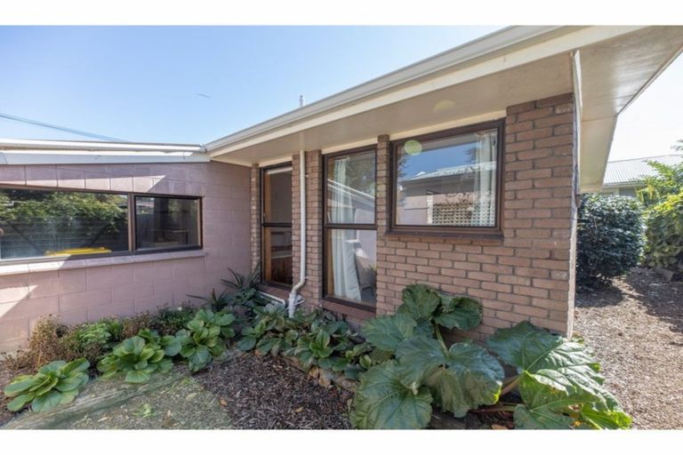 Photo of property in 160a Petrie Street, Richmond, Christchurch, 8013