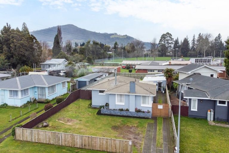 Photo of property in 31 Clyde Street, Utuhina, Rotorua, 3015