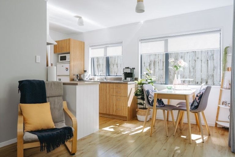 Photo of property in 15 Tutchen Avenue, Raglan, 3225