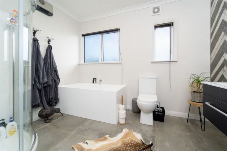 Photo of property in 67 York Street, Solway, Masterton, 5810