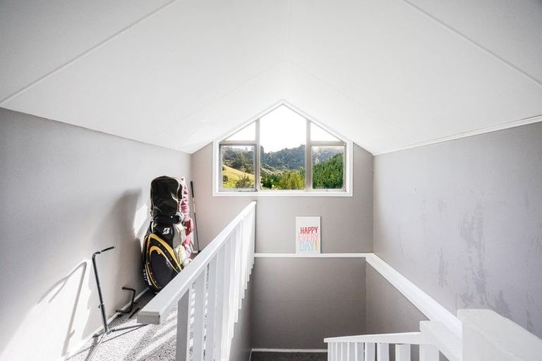 Photo of property in 21 Noakes Hill Road, Puhoi, Silverdale, 0994