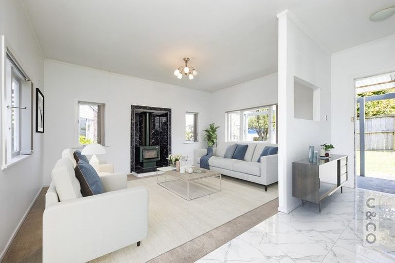 Photo of property in 28 Weza Lane, Kumeu, 0810