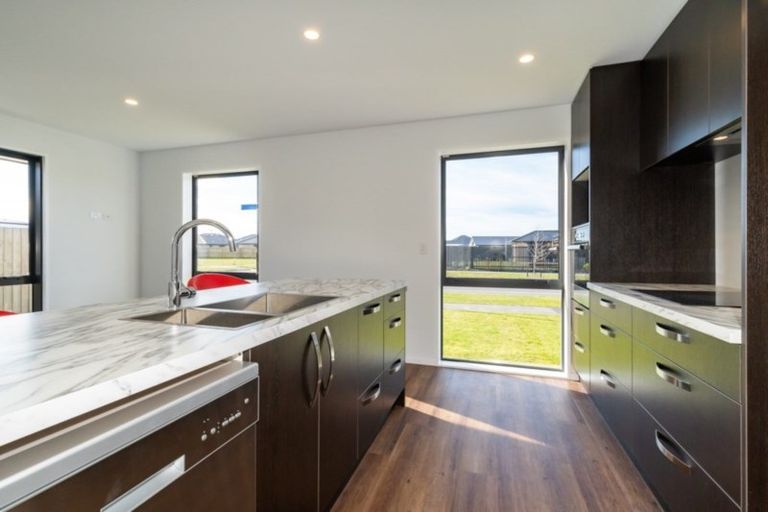 Photo of property in 64 Prestons Park Drive, Marshland, Christchurch, 8083