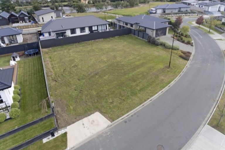 Photo of property in 4 Puketutu Grove, Motueka, 7120