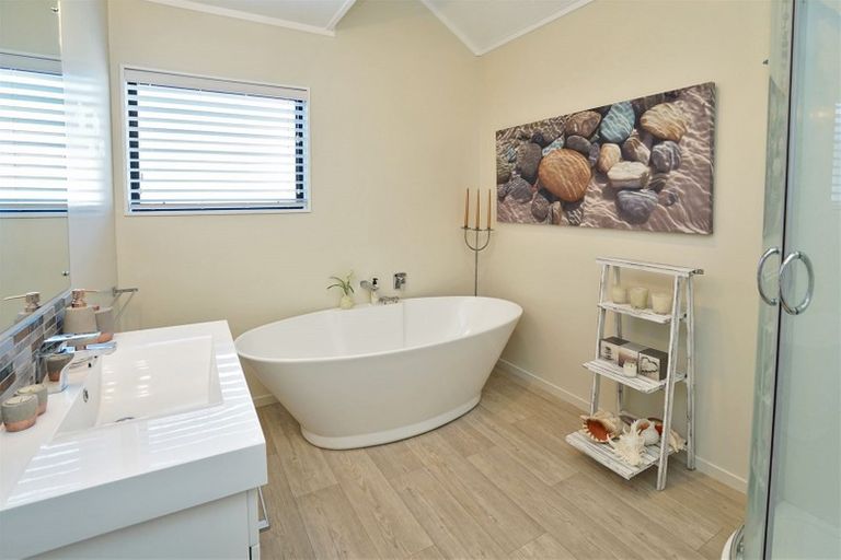 Photo of property in 32b Ashley Street, St Andrews, Hamilton, 3200