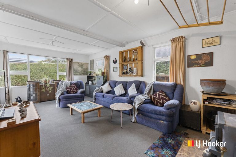 Photo of property in 11 Owen Street, Green Island, Dunedin, 9018