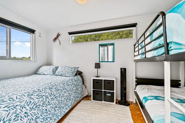 Photo of property in 143 Oakura Road, Oakura, Hikurangi, 0184