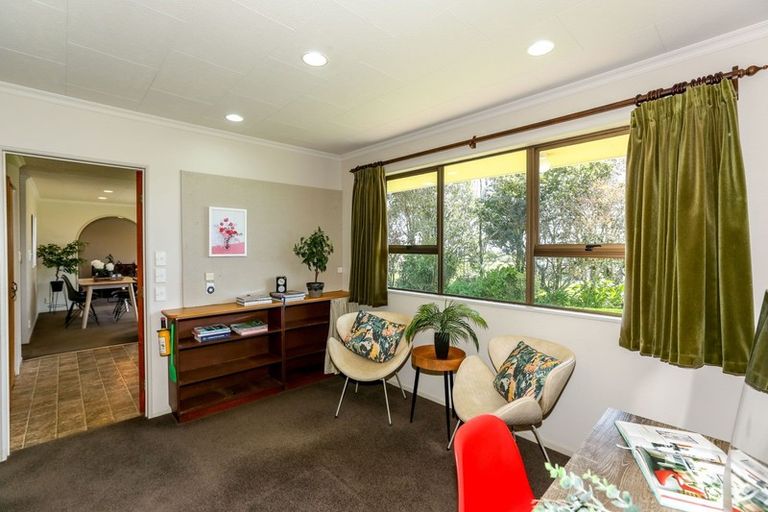 Photo of property in 1042 Carrington Road, Hurworth, New Plymouth, 4371
