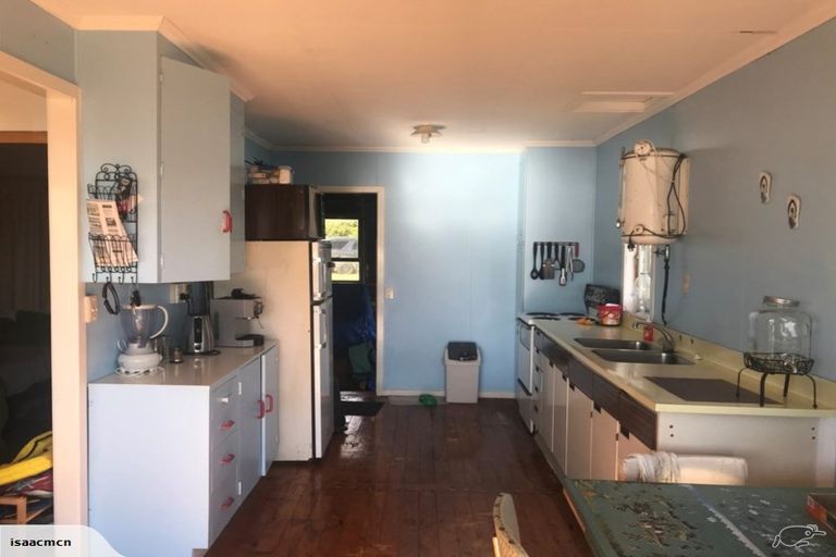 Photo of property in 20 Komiti Road, Tinopai, 0593