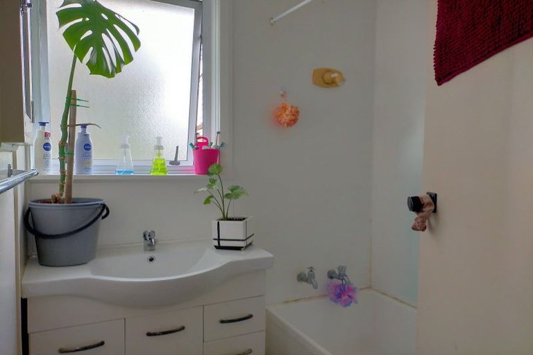 Photo of property in 1 Hartgill Crescent, Dannevirke, 4930