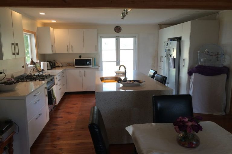 Photo of property in 638 Kahikatea Flat Road, Waitoki, Kaukapakapa, 0871