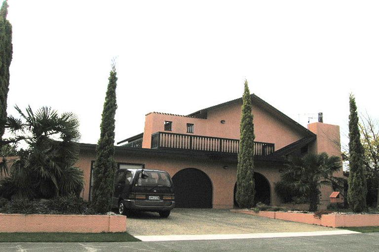 Photo of property in 28 Ranfurly Street, Tamatea, Napier, 4112