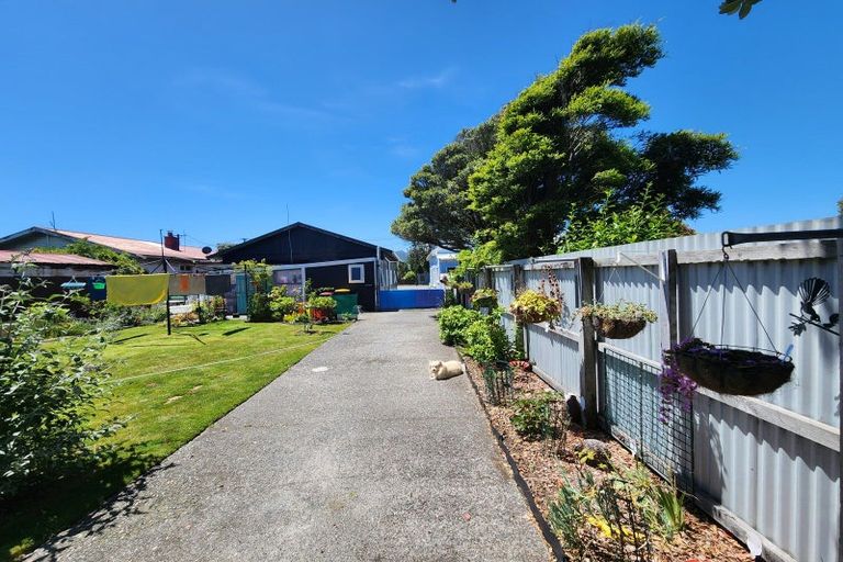 Photo of property in 10 O'grady Street, Blaketown, Greymouth, 7805