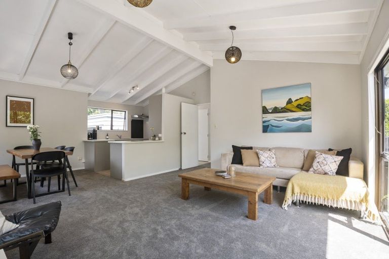 Photo of property in 3/28 Harris Road, Mount Wellington, Auckland, 1051