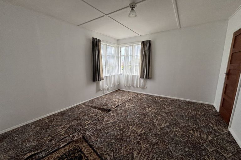 Photo of property in 47 Goldsmith Crescent, Levin, 5510