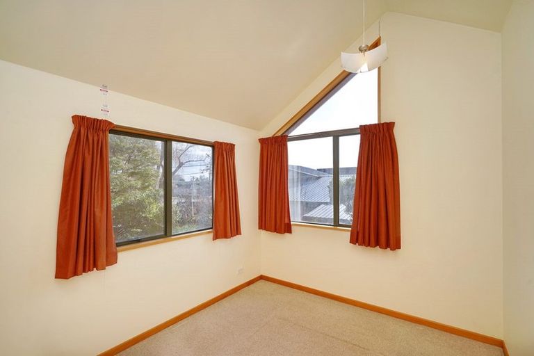 Photo of property in 251b Fifield Terrace, Opawa, Christchurch, 8023