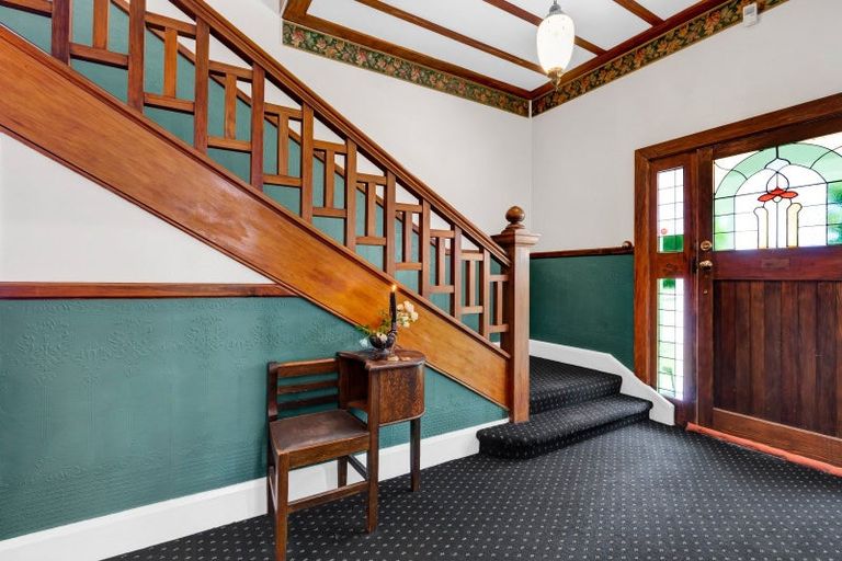 Photo of property in 68 Collins Street, Hawera, 4610