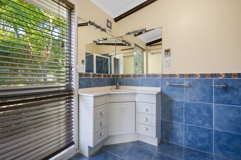 Photo of property in 10 Bain Place, Bucklands Beach, Auckland, 2014