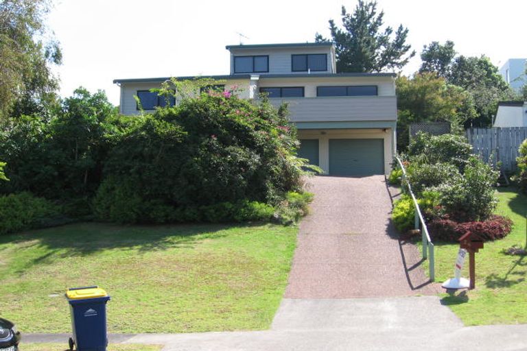 Photo of property in 24 Montclair Rise, Browns Bay, Auckland, 0630