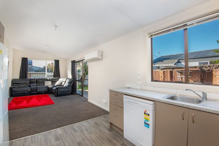 Photo of property in 101 Oxford Street, South Dunedin, Dunedin, 9012