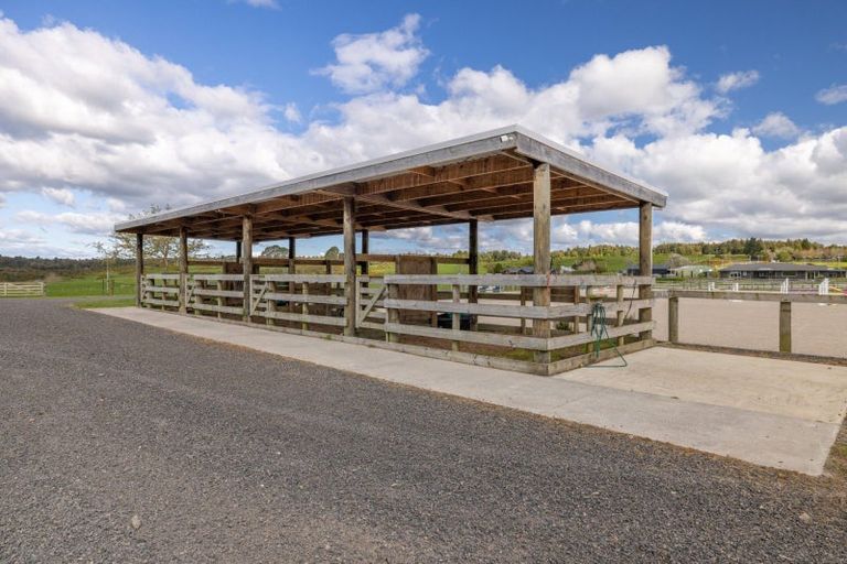 Photo of property in 16 Betty May Drive, Pyes Pa, Tauranga, 3173