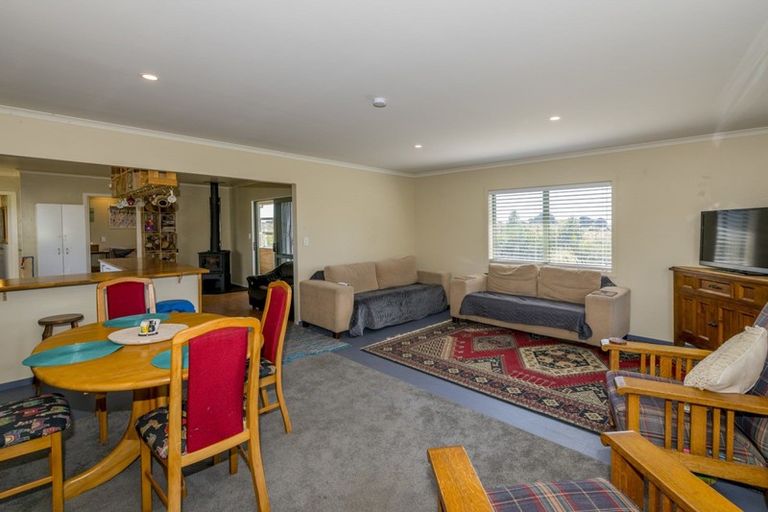 Photo of property in 75 Strathnaver Drive, Waikawa Beach, Levin, 5573