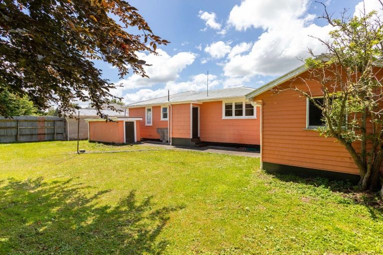 Photo of property in 1 Churchill Street, Pahiatua, 4910
