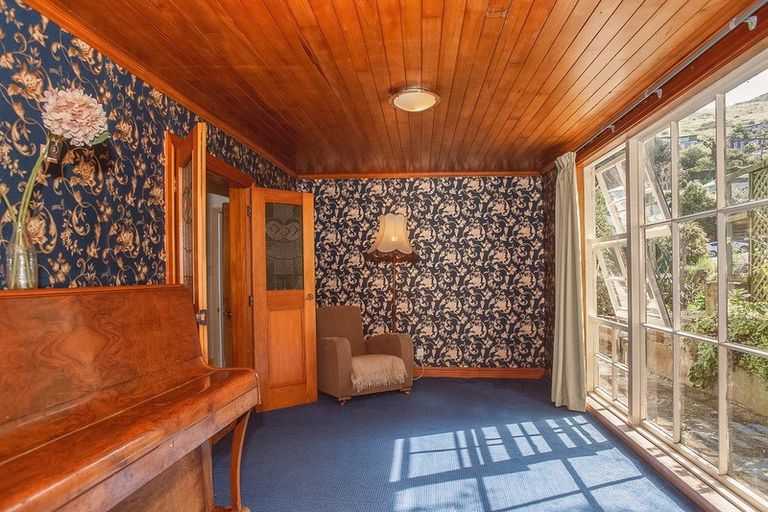 Photo of property in 24a Voelas Road, Lyttelton, 8082