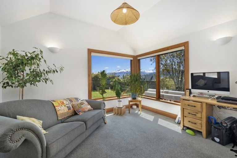 Photo of property in 7 Scaife Place, Wanaka, 9305