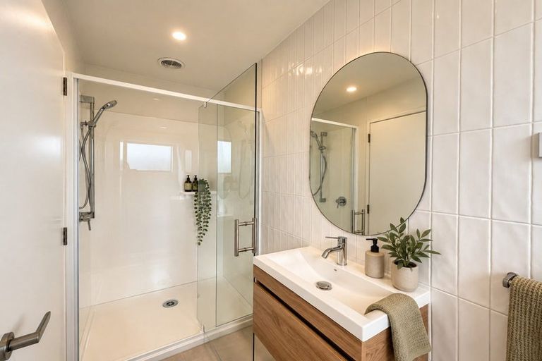 Photo of property in 2/80 Mackworth Street, Woolston, Christchurch, 8062
