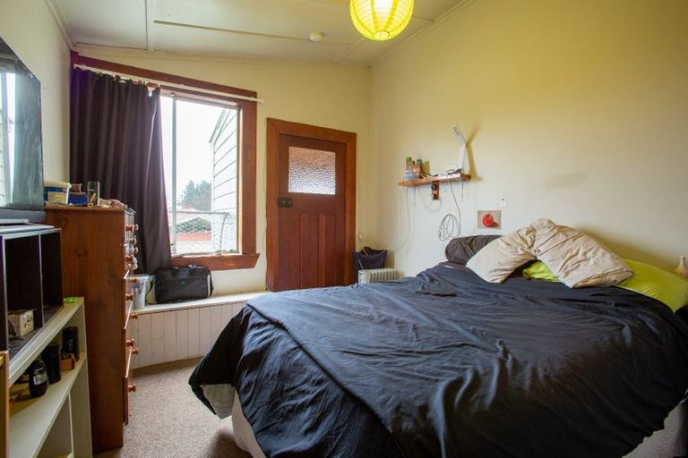 Photo of property in 13 Seddon Street, Dannevirke, 4930