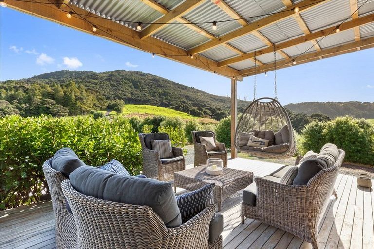 Photo of property in 57d Spioenkop Road, Mangawhai, 0573