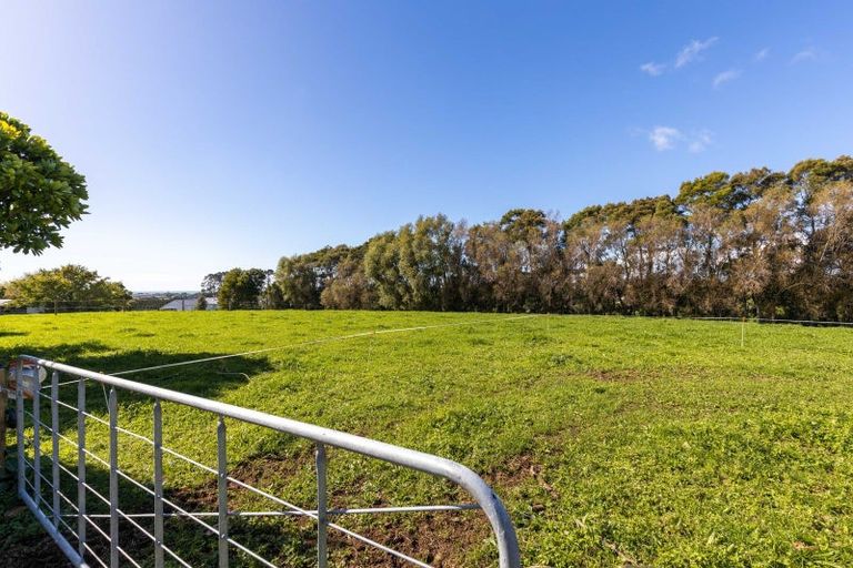 Photo of property in 201 Egmont Road, Hillsborough, New Plymouth, 4372